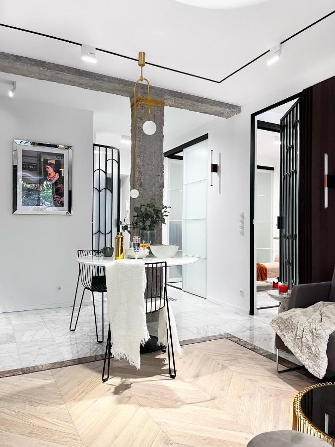 Design+Luxus Apartment Im Zentrum! +Netflix Warsaw Luaran gambar