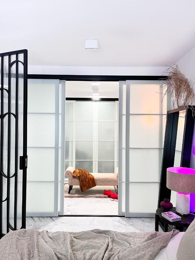 Design+Luxus Apartment Im Zentrum! +Netflix Warsaw Luaran gambar