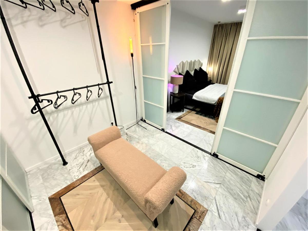 Design+Luxus Apartment Im Zentrum! +Netflix Warsaw Luaran gambar